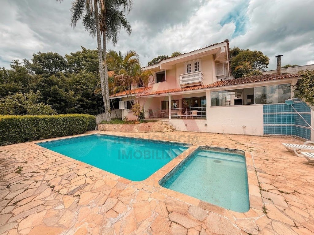 Casa à venda no condomínio Recanto Inpla