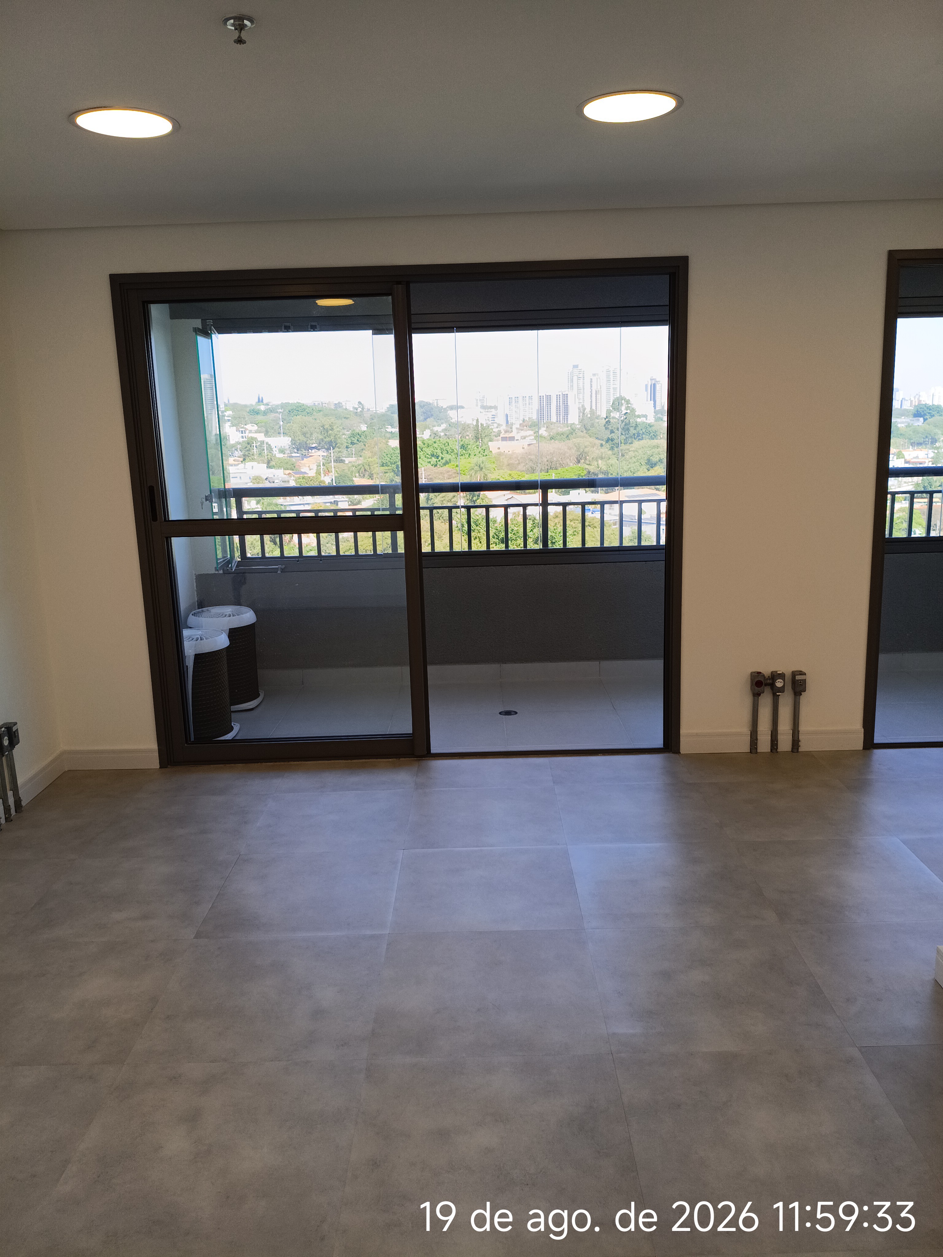 Ponto comercial para alugar em frente à Estação Butantã